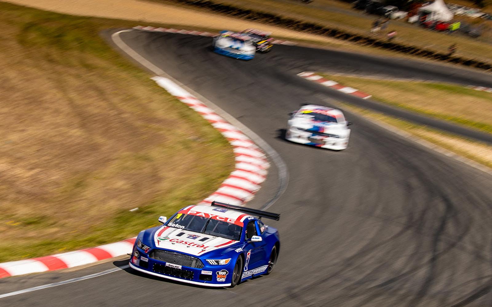 SETON AND HERNE SHARE SPOILS IN TRANS AM RACES AT SYMMONS